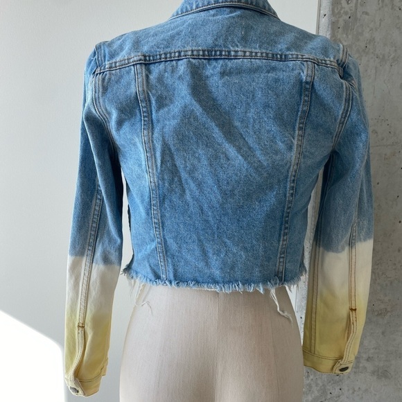 Grlfrnd Cropped Denim Jacket - Picture 11 of 12